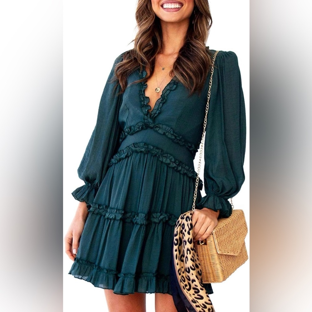 V Neck Long Sleeve Backless Ruffle Tiered Swing Mini Dress - Green